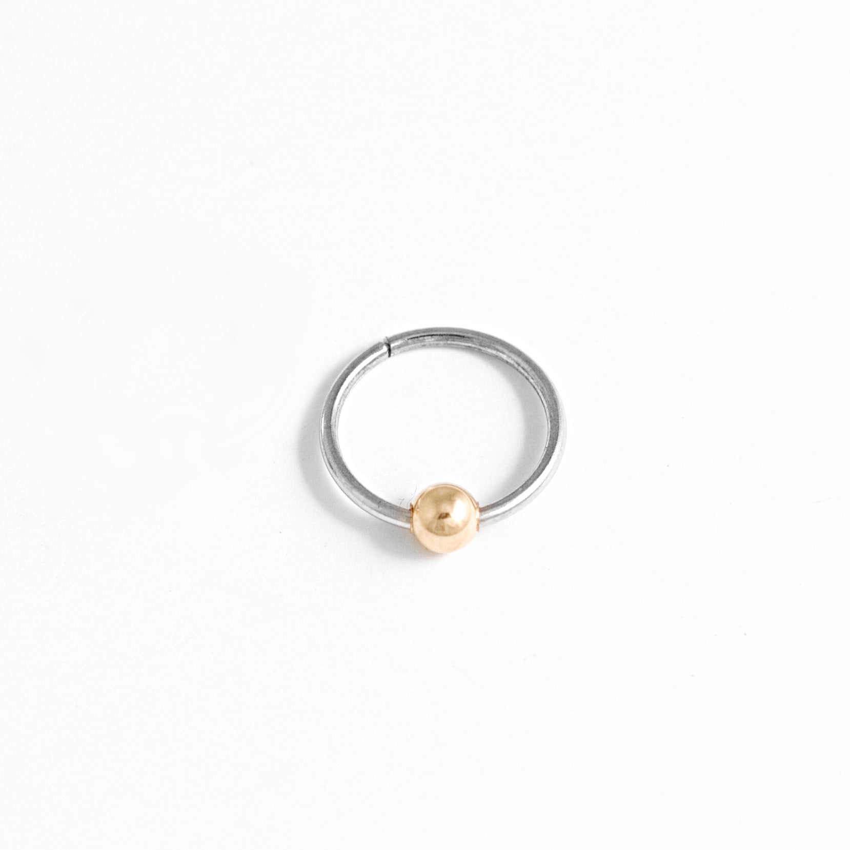 9mm Sleepers Hoops Earrings – 10k White Gold – Mini - Camillette