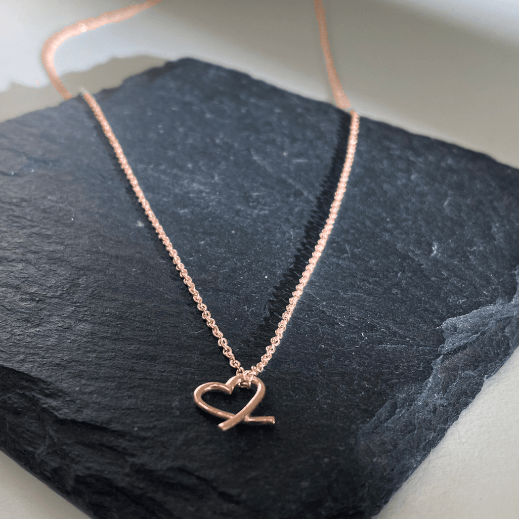 Crossed Heart Necklace - 10K Gold - Camillette