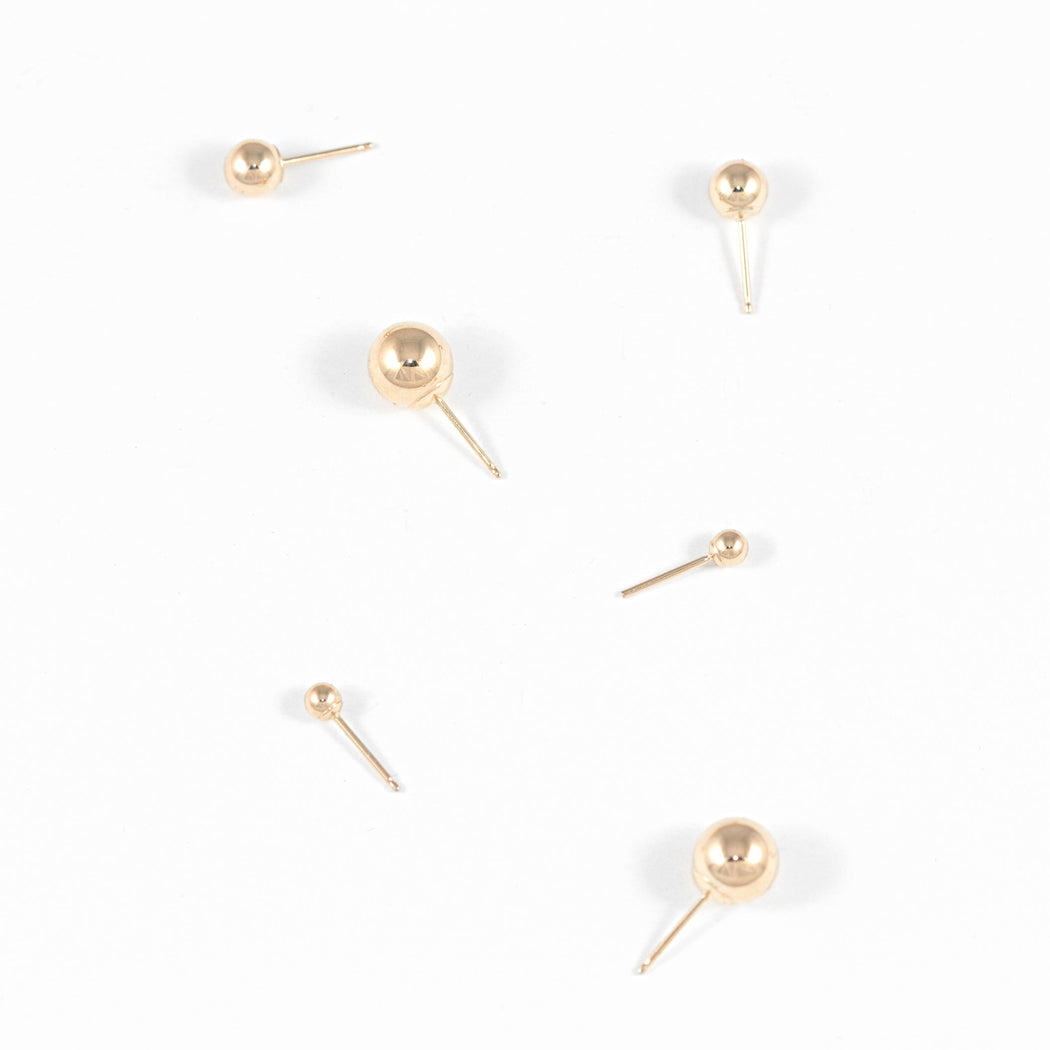 Ball Stud Earrings – 18k Yellow Gold – Small - Camillette
