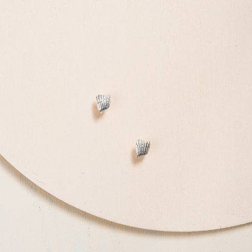Seashell Stud Earrings - Sterling Silver - Camillette